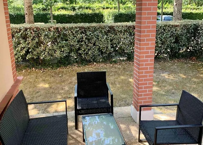 Appartement T3 Avec Jardin Et Piscine Carquefou